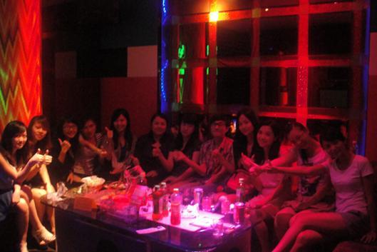 国产水滴视频KTV厕所,揭秘网红厕所背后的文化现象