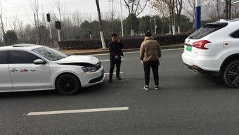 国产车海外事故视频最新,国产车事故视频揭示真实海外路况与安全挑战