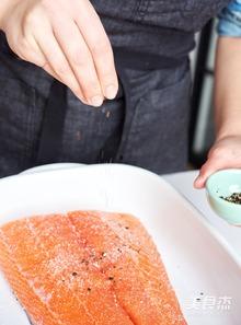 国产鲑鱼如何做好吃视频,家常烹饪视频教程  第2张